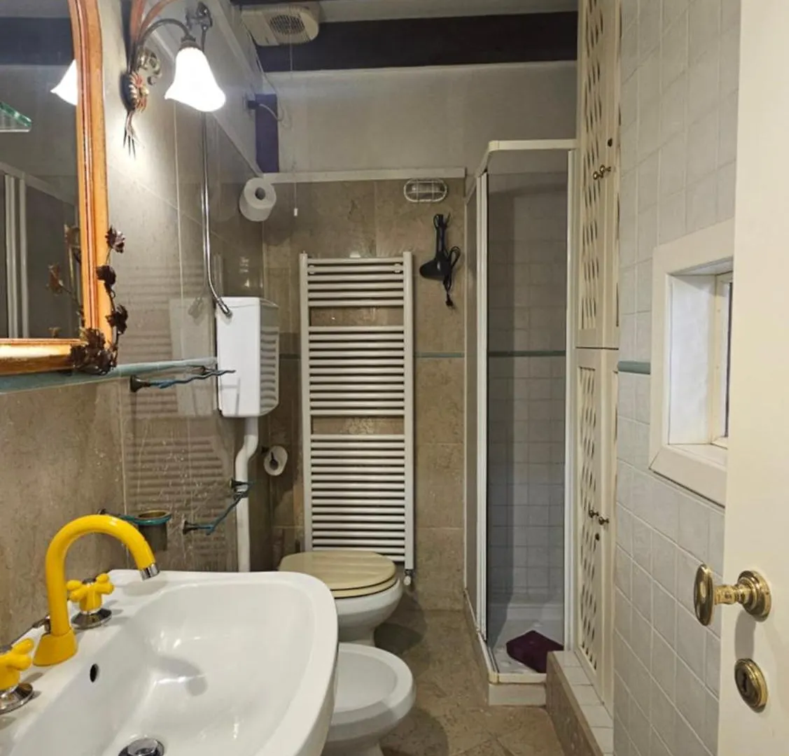 Casa Yellow Corner Burano Venedig Semesterbostad